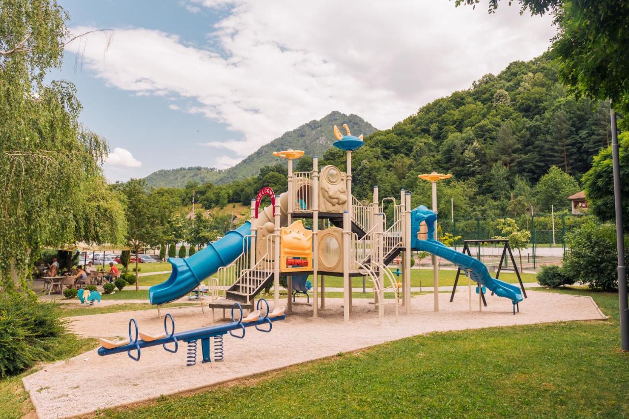Garden City Hotel Konjic Luaran gambar